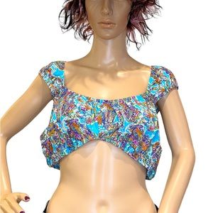 Wild Fable Blue Paisley Print Very Short Cropped Capped Sleeves Top Sz Large NWT